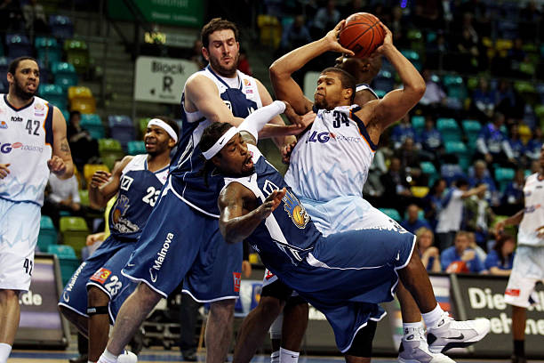 在英超豪门 在英超豪门