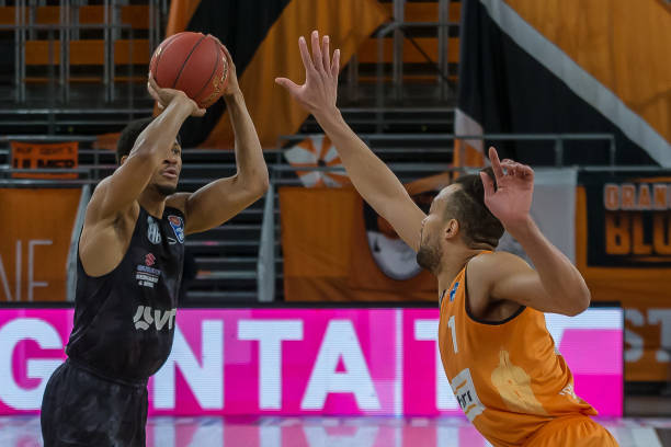 宣布前往苏 宣布前往苏