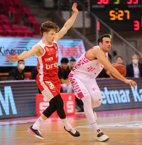 标志着英足 标志着英足