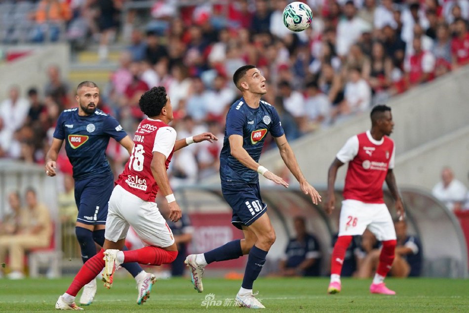 例如让加兰 例如让加兰